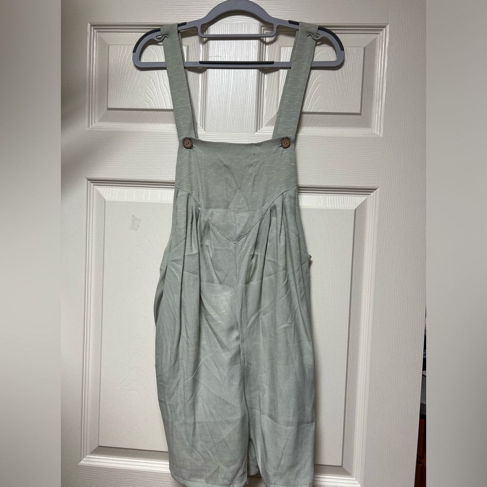 BiBi Green Overall Shorts Relaxed Fit Wide Straps